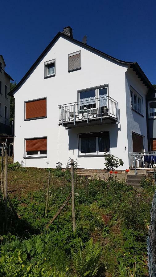 Haus Burgfee - Obere Etage Apartment Cochem Exterior photo